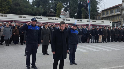 18 Mart Şehitler Günü ve Çanakkale Zaferi’nin 111. yıl dönümü kapsamında düzenlenen anma programı, büyük bir saygı, vakar ve duygu yoğunluğu içerisinde gerçekleşti.