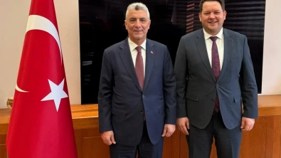 Ticaret Bakanımız Sayın Ömer Bolat’ı makamında ziyaret ettik.