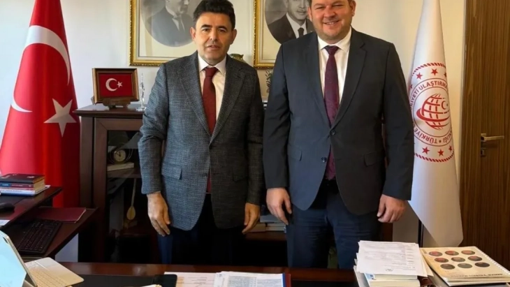 Ulaştırma ve Altyapı Bakan Yardımcımız Sayın Osman Bolat’ı makamında ziyaret ettik.